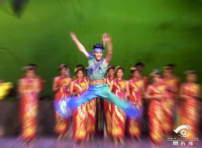 ഺ